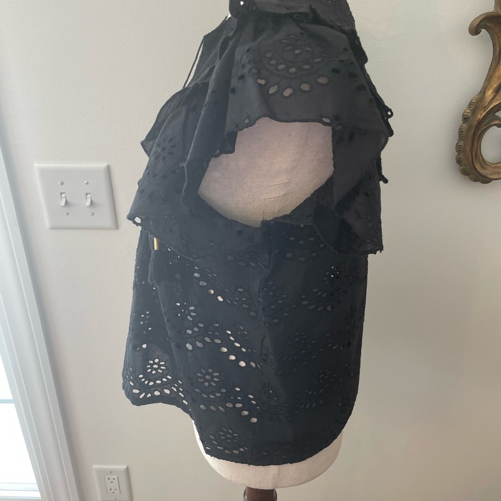 Nicole Miller Artelier Embroidered Eyelet Flutter Sleeve Top - Picture 5 of 16